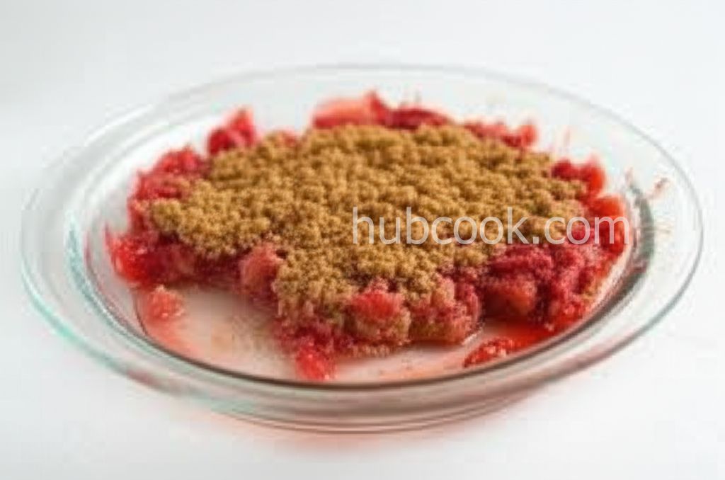 Rhubarb and Strawberry Crisp