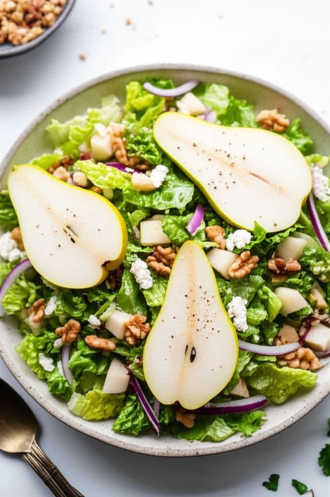 Tangy Pear and Blue Cheese Salad